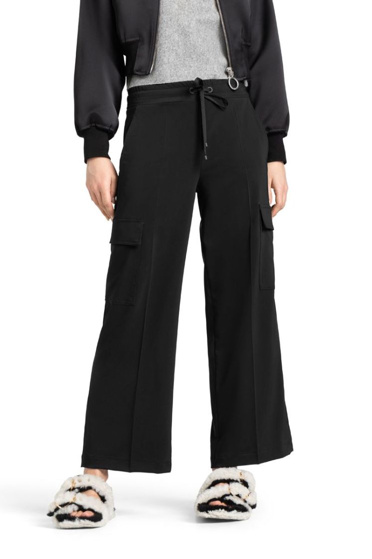  099 BLACK