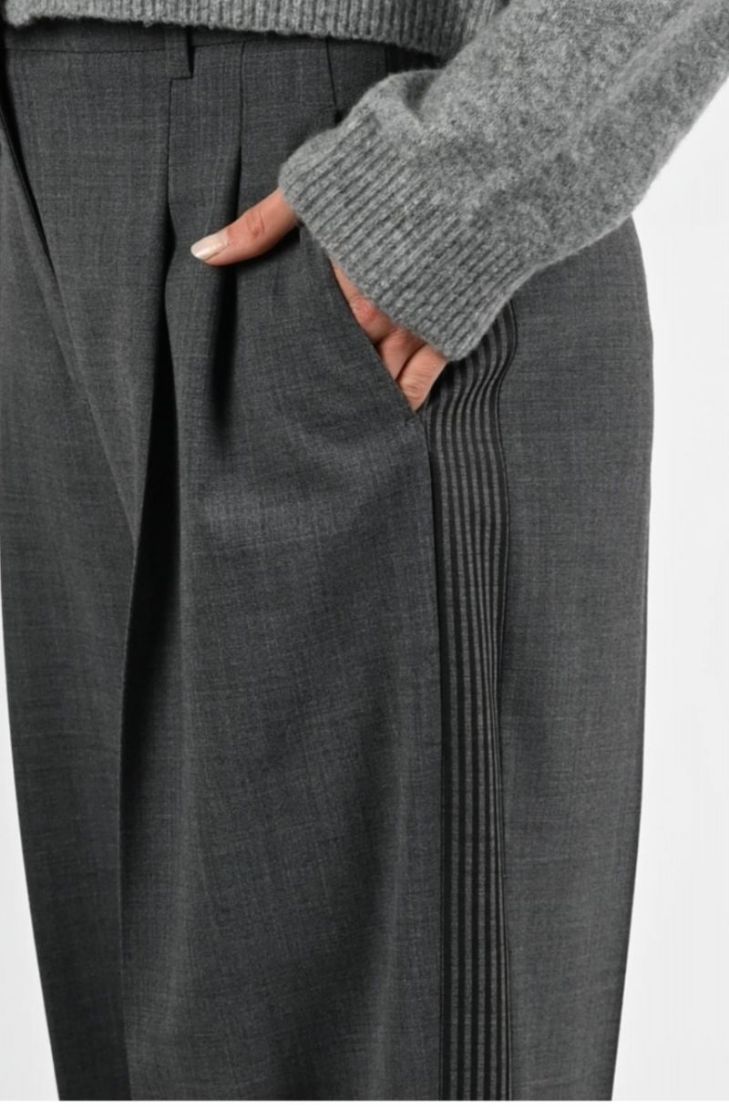  086 IRON GREY