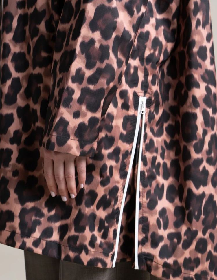  NEW LEOPARD