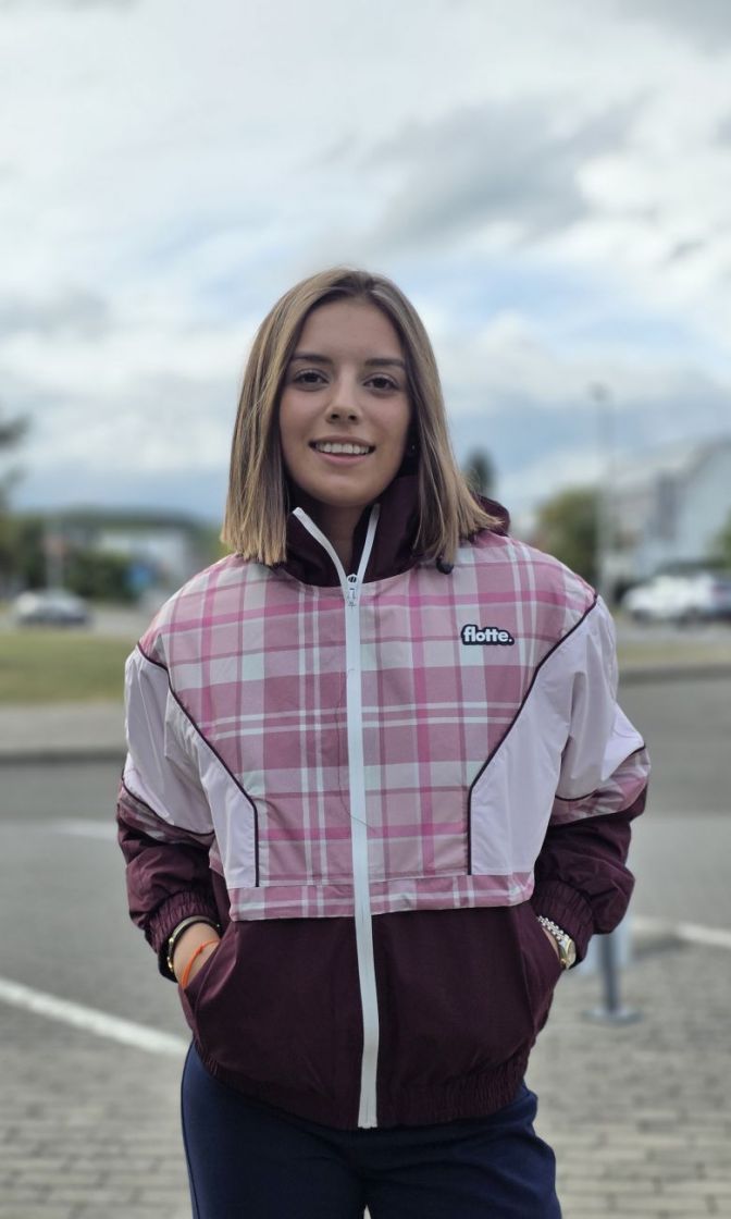  Prune tartan