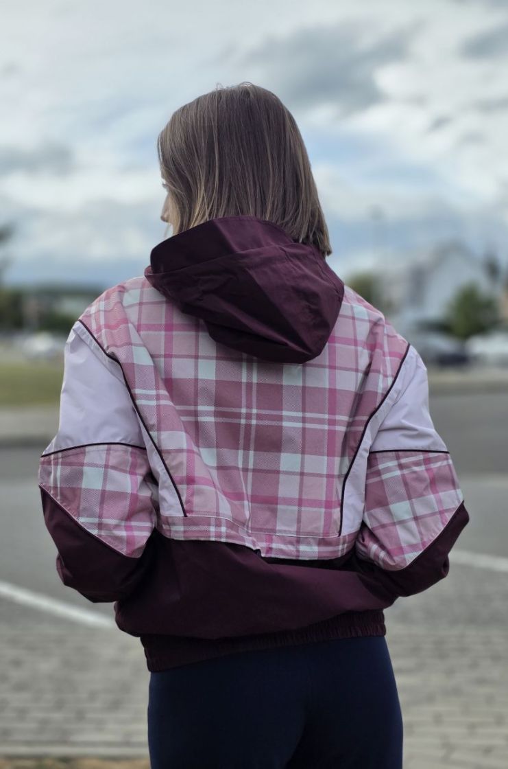  Prune tartan