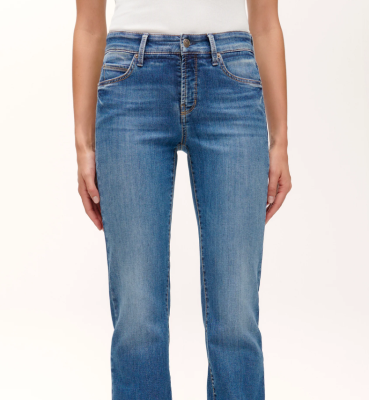 5102 MEDIUM CON